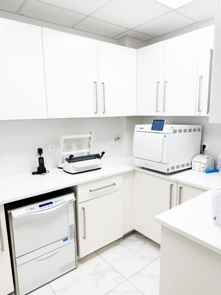 Autoclave et chaîne de stérilisation du cabinet dentaire